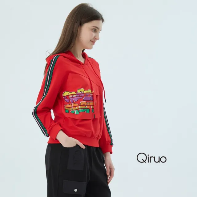 【Qiruo 奇若名品】棉質 彩色印字紅色長袖連帽上衣2546A