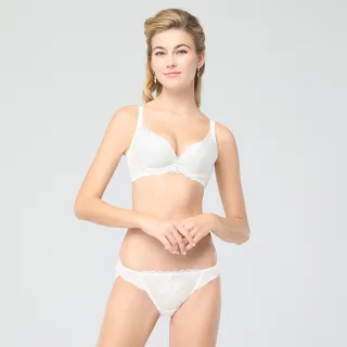 【Swear 思薇爾】撩波巴黎之春系列M-XL涼感蕾絲低腰三角女內褲(奶油色)