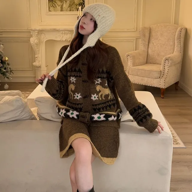 【AS 梨卡】女裝 套裝 毛衣 針織 連身裙 連身短裙 外套 短裙 牛角扣 秋冬聖誕套裝 ES299