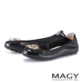 【MAGY】牛皮造型金屬飾釦柔軟平底鞋 黑色