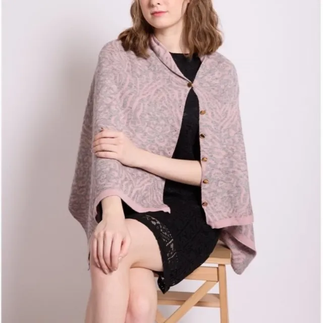 【SuperWands】義大利精品羊絨外套式披肩