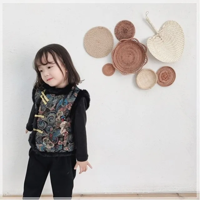 【橘魔法】雲彩蝶紋牡丹毛毛領刺繡背心(大童 中國風 新年 過年 拜年 馬甲 唐裝 大紅 男童 女童 童裝 兒童)