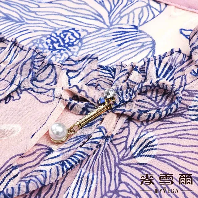 【MYVEGA 麥雪爾】荷葉領印花雪紡上衣-粉