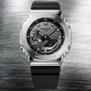 【CASIO 卡西歐】G-SHOCK 金屬時尚八角髮絲紋雙顯錶 情人節 送禮(GM-2100-1A)