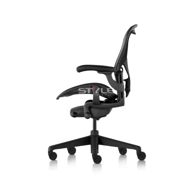 【Herman Miller】Aeron 全功能 - 石墨黑｜C SIZE｜世代家具｜原廠授權代理商(人體工學椅/電腦椅/辦公椅)