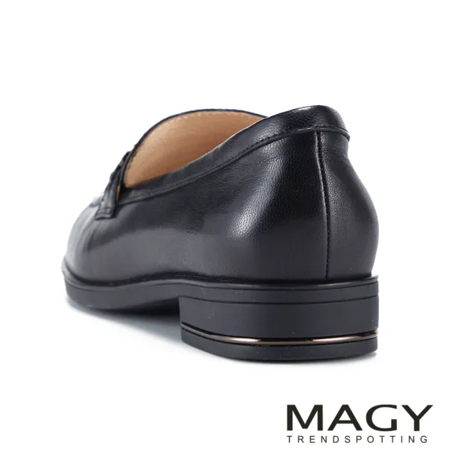 【MAGY】打蠟羊皮馬銜釦復古低跟樂福鞋 黑色
