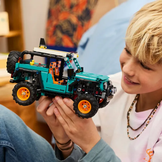 【LEGO 樂高】科技系列 42227 Jeep Wrangler Rubicon 休旅車(越野SUV 居家擺設 禮物 積木)