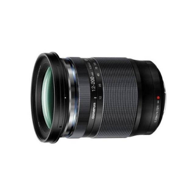 OLYMPUS奧林巴斯 M.ZUIKO DIGITAL ED 12-200mm F/3.5-6.3 OLYMPUS 奧林巴斯 M.ZUIKO DIGITAL ED 12-200mm F/3.5-6.3 是一款專為微四三 M4/3 系統設計的超廣角望遠變焦鏡頭,涵蓋 12-200mm 焦段,適合旅遊攝影與日常拍攝。鏡頭輕巧僅 401g~600g,易於攜帶,具備優異的 ED 鏡片設計,提供銳利畫質與防塵防滴功能。為公司貨來源,購買後上網註冊可享元佑公司 12+6 個月保固(總計 18 個月),詳細請參考官網 https://www.yuanyu.tw,原廠服務專線 (02)8751-5055。