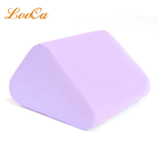 【LooCa】吸濕排汗萬用三角靠墊(紫)