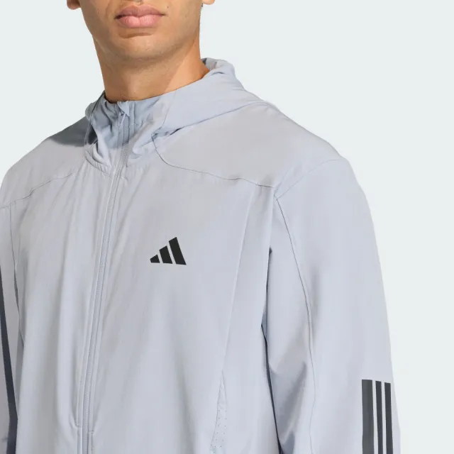 【adidas 愛迪達】外套 男 運動風衣外套 TECHESS TRACK-T 淺銀 KQ7482