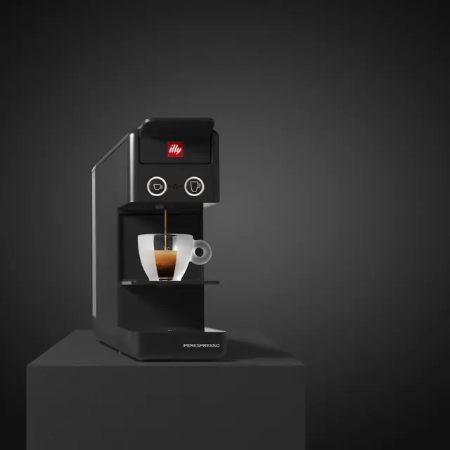 【illy】官方直營 Y3.3 膠囊咖啡機(黑色)