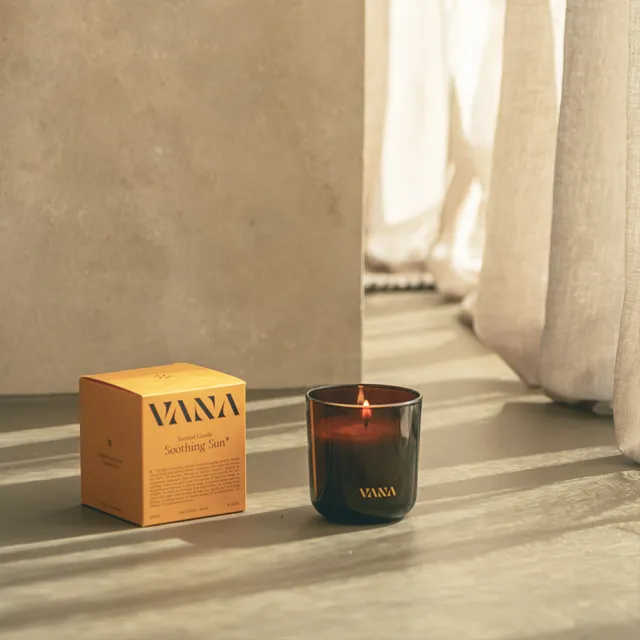 【VANA】瑞典純淨香氛蠟燭250g – 光之季節|清爽檸檬調|天然植物蠟|純素安心使用|清新居家香氛