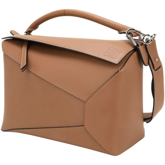【LOEWE 羅威】Puzzle Edge 大型 壓紋小牛皮切線手提 肩背拼圖包-棕色