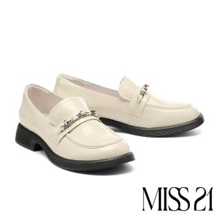 【MISS 21】復古漂亮愛心金屬鍊牛皮樂福厚底鞋(米白)