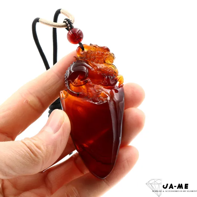 【JA-ME】天然琥珀 櫻桃紅血珀帶流淌文麒麟吊墜