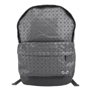 【ISSEY MIYAKE 三宅一生】KURO霧面金屬感立體後揹包-灰銀