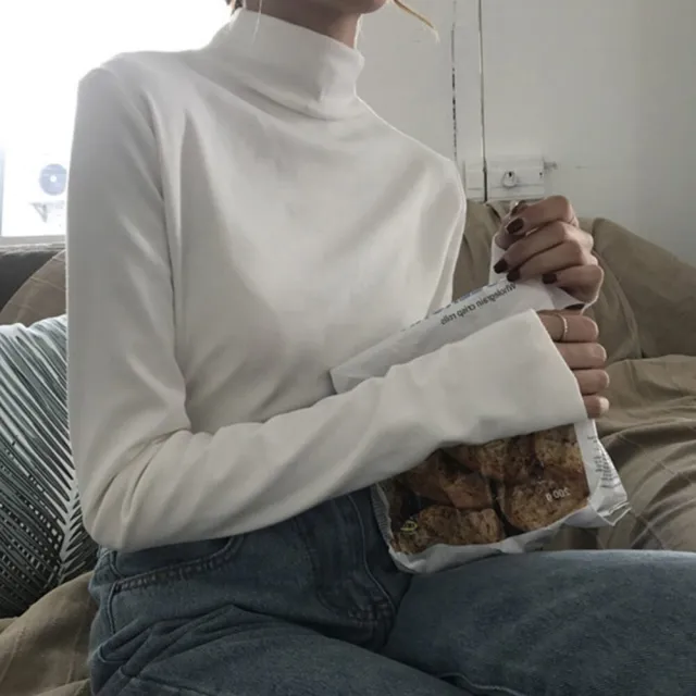 【Uicy】韓版修身顯瘦半高領打底長袖上衣  長袖上衣長袖t恤衣 W321