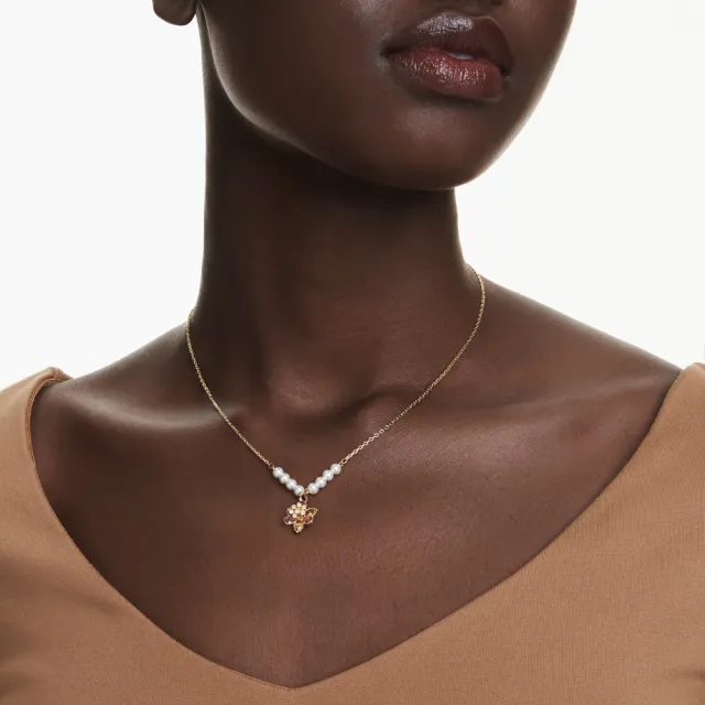 【SWAROVSKI 施華洛世奇】官方直營 Idyllia 鏈墜 水晶珍珠 混合式切割 花朵 漸層色 鍍金色 | 5723140