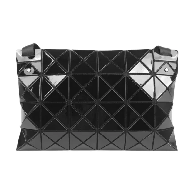 【ISSEY MIYAKE 三宅一生】BAO BAO LUCENT 4X6 拉鍊斜背包(黑色)