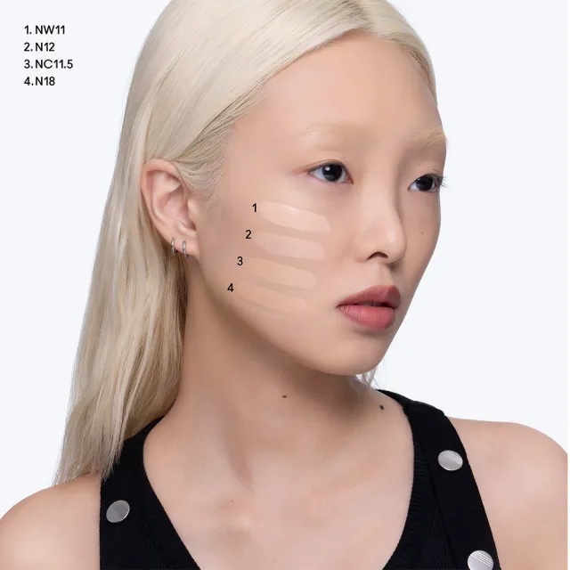 【M.A.C】痘痘瑕疵隱形組(霧絲絨氣墊粉餅+超持妝24H調光校色液 1.8ML)