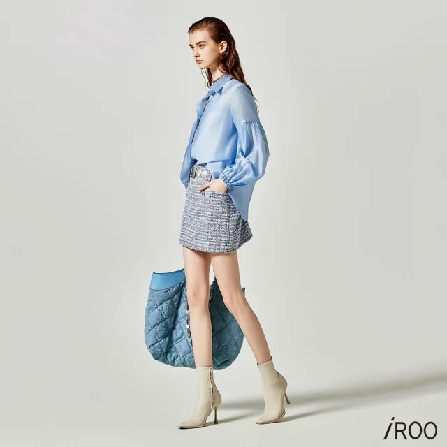 【iROO】寧靜藍花紗皮帶短裙