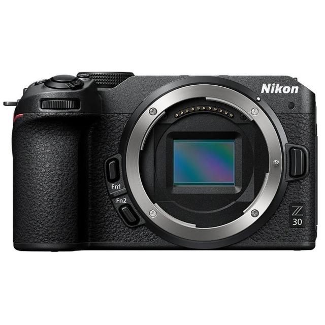Nikon 尼康 Z30 微單眼相機，搭載 APS-C CMOS 影像感應器，有效畫素達 2090 萬，3.0 吋以上翻轉式可觸控 TFT LCD 螢幕，ISO 範圍高達 25600 以上，支援 SD/SDHC/SDXC 儲存，最快快門 1/4000 秒，具備視平式電子觀景器 100% 視野率，多媒體功能包括 WiFi、藍芽、NFC、高速 USB 2.0 及 HDMI。機身尺寸 128 x 73.5 x 59.5 mm，重量僅 350g（不含電池），12 個月保固，公司貨，適合文青及 vlog 創作。