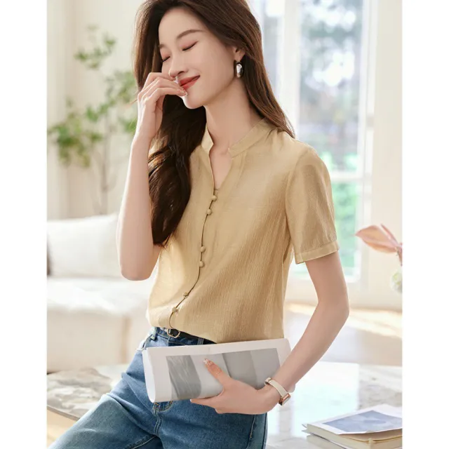 【ALLK 歐楷】新品上架 排釦造型上衣 淺黃色 尺寸L-XXL/中大尺碼/涼爽/透氣