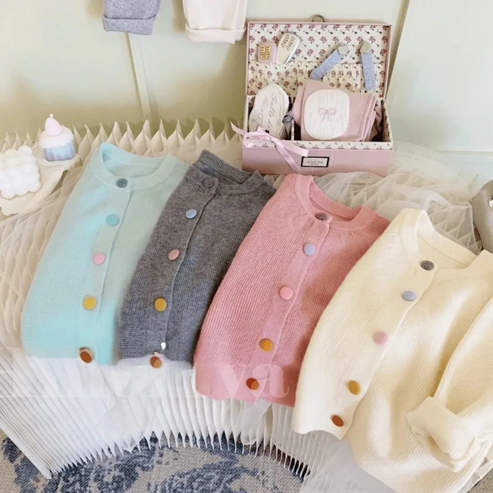 【橘魔法】彩色鈕扣華夫格長袖外套 針織外套 小外套 薄長袖 薄外套 開衫 針織衫 女童 兒童 童裝