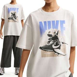 【NIKE 耐吉】NSW SS GFX Tee OS 女款 白色 寬鬆剪裁 圖案 短袖 IR7588-121