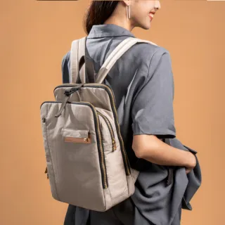 【satana】Soldier 趣淘三明治後背包 輕量防潑水 14吋筆電 減壓背帶 台灣製 SOS2432 - 奶茶