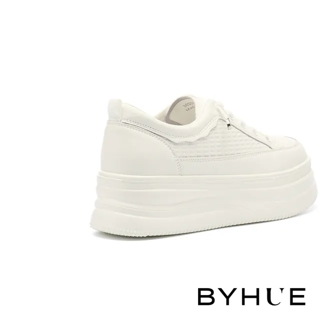 【BYHUE】日常舒適彈力鞋帶壓紋牛皮厚底休閒鞋(白)