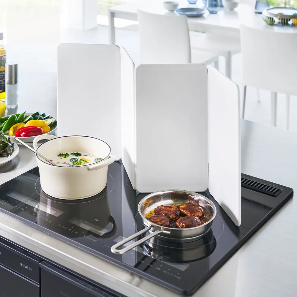 【YAMAZAKI 山崎】tower磁吸多用擋油板-4片-白(防噴油/料理用具/烹調用品/廚房用品)