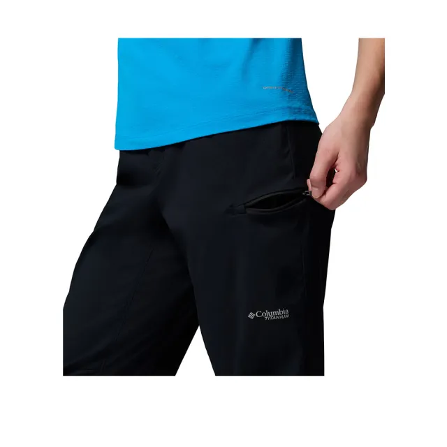【Columbia 哥倫比亞】女款-防潑水長褲-Cosmiques Pro™Nylon Pant-黑色(UAR90600BK/KS)