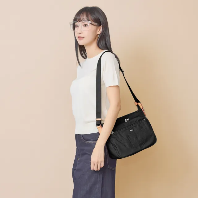 【OMC】雙11 輕盈紙感方層多口袋斜側背包33572(共5色)