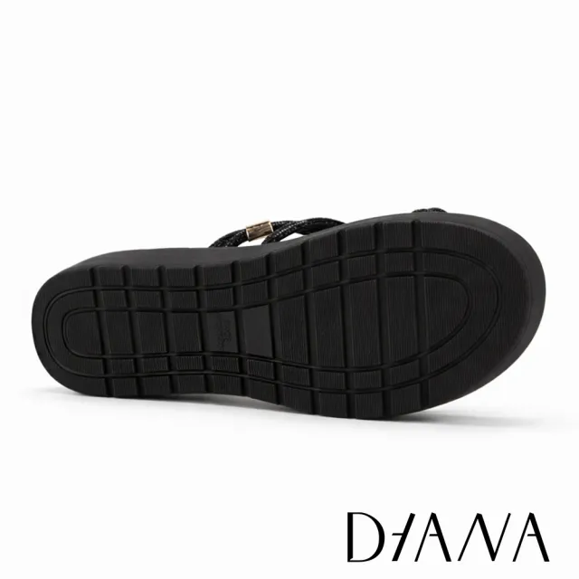 【DIANA】質感超纖厚底閃鑽繞帶涼鞋 黑色