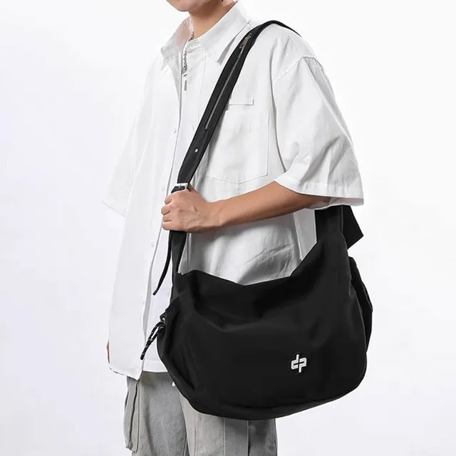 【2026】輕量旅行包推薦ptt》10款高評價人氣品牌排行榜 | 好吃美食的八里人