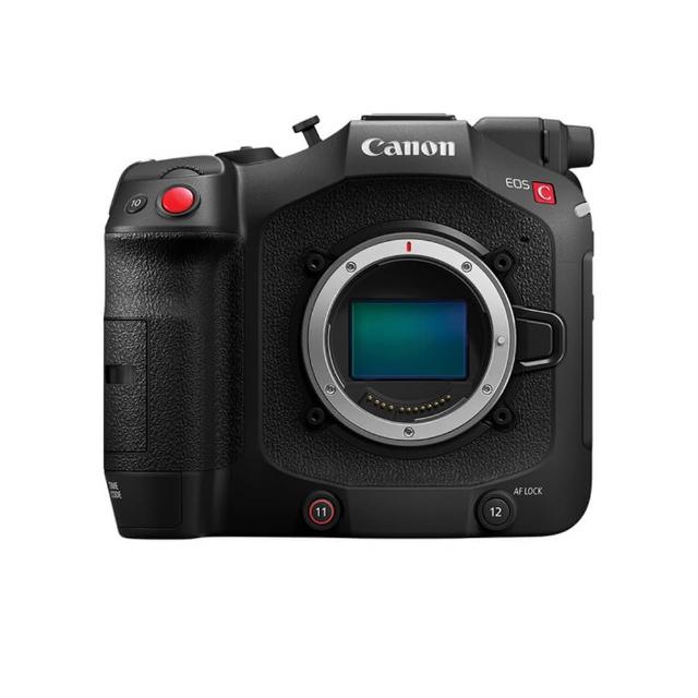 Canon佳能 EOS C80 Canon EOS C80 是一款專業級的無光學變焦攝影機,支援 6K、4K 及 2.7K 高解析度錄影,提供高品質影像表現。內建 TFT LCD 觸控螢幕,螢幕尺寸達 3.0 吋以上,並具備翻轉功能,方便多角度拍攝。支援 JPEG、RAW(dng) 及 AVCHD 檔案格式,讓您有更多後製選擇。內建 WiFi 與 HDMI 連線功能,可輕鬆串接手機或電腦。使用 SD 卡作為儲存媒介,搭配鋰電池供電,重量約 1300g,便於攜帶。附贈無線遙控器,可遠端控制拍攝功能,但不支援對焦操作。商品提供 12 個月保固,並具備 NCC 認證與 BSMI 許可,符合臺灣認證標準。購買前請詳閱購買須知,確保商品權益。