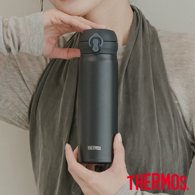 【通勤保溫神物】THERMOS 膳魔師 JNL-S500 超輕量彈蓋真空保溫瓶:全零件洗碗機相容、貼合飲口升級,質感生活的百搭新選擇