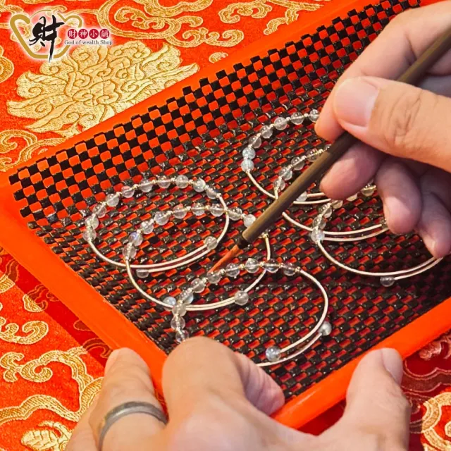 【財神小舖】灰月光石 手環 緩解 焦慮 穩定情緒(已開光  復刻經典 安穩思緒 開運 手鍊 五行)