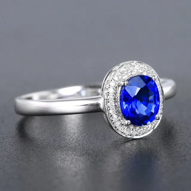 海斯珠寶 88分天然矢車菊藍寶石 18K白金鑽石戒指 橢圓形切割 經典圍鑲設計 簡約優雅 高貴奢華