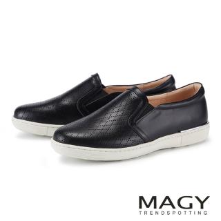 【MAGY】圓頭牛皮格紋平底休閒鞋 黑色