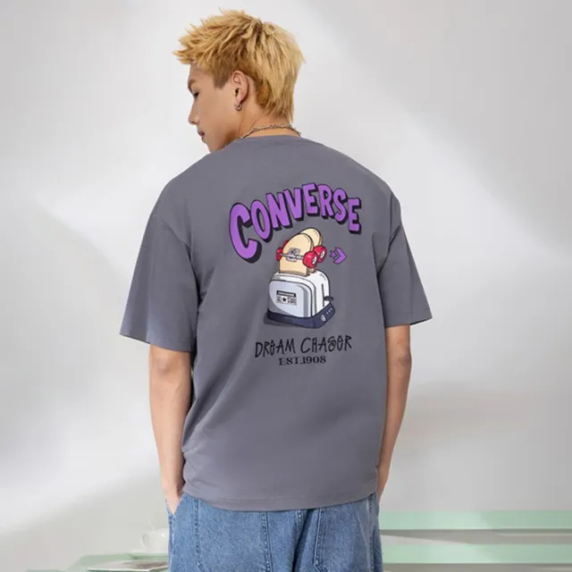 【CONVERSE】短袖上衣 男 TOASTER GRAPHIC TEE QUIET SHADE 灰 MCJ751-G6M