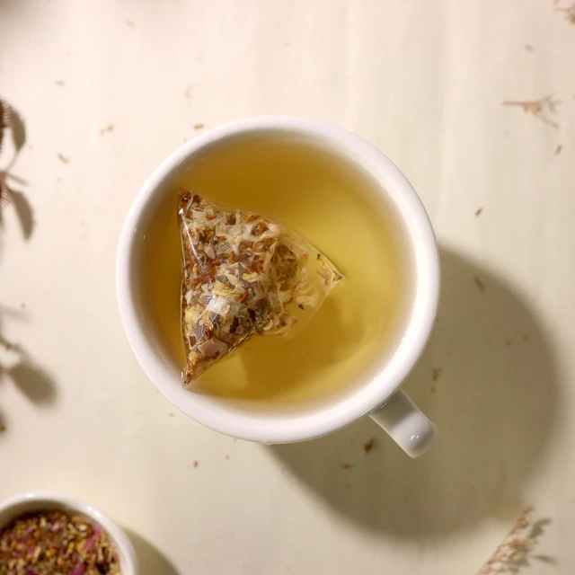 青草茶包