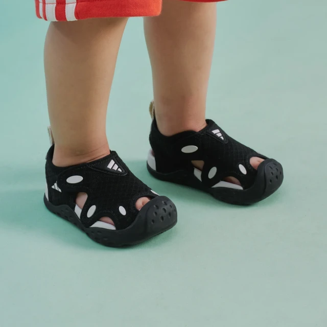 adidas涼鞋