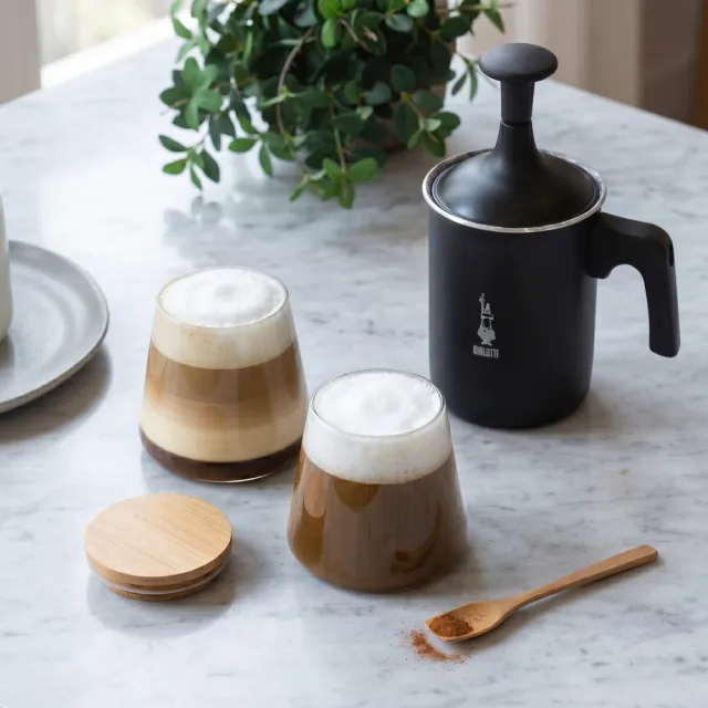 【Bialetti 比亞樂堤】雙層手打奶泡杯-1000ml(冷熱奶泡皆可打/免插電/奶泡神器)