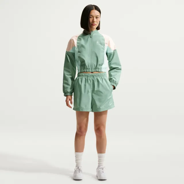 【NIKE 耐吉】短褲 女 運動褲 AS W NSW MR ESSNTL WVN SHORT 綠 FV7558-006