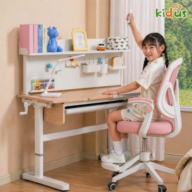 幼兒成長書桌