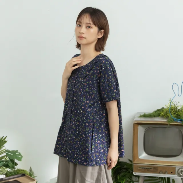 【MOSS CLUB】彩色手繪風花卉不對襯荷葉領襯衫 藍 黑 白(魅力商品)