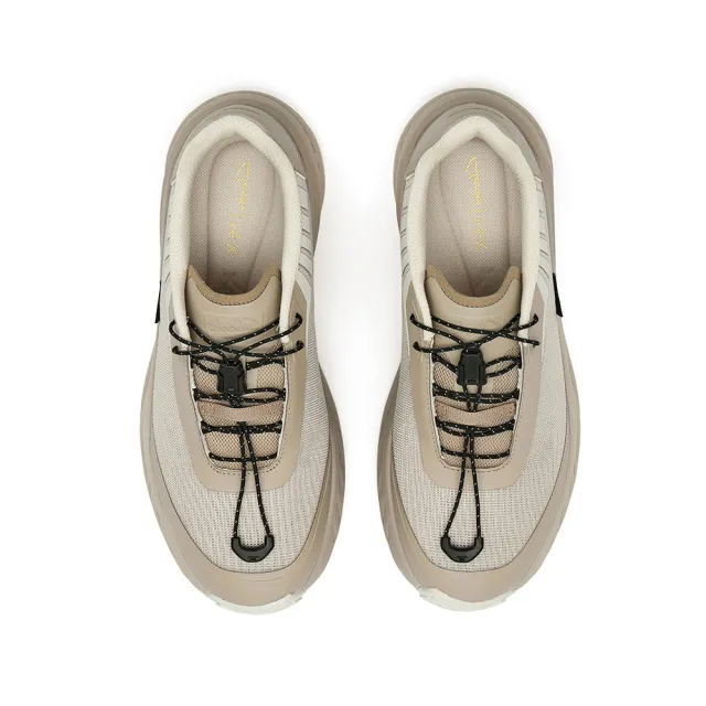 【Clarks】男鞋 微風跑-Zeph Trek Go織物全織面抗撕裂輕盈透氣厚底運動鞋 休閒鞋 增高鞋(沙色)(CLM88169C)