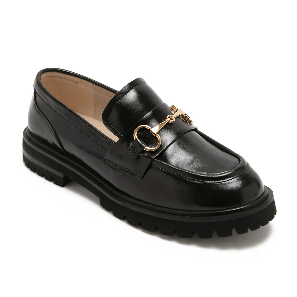 【steve madden】經典素面馬銜釦樂福鞋 TWIZA(鏡黑色)